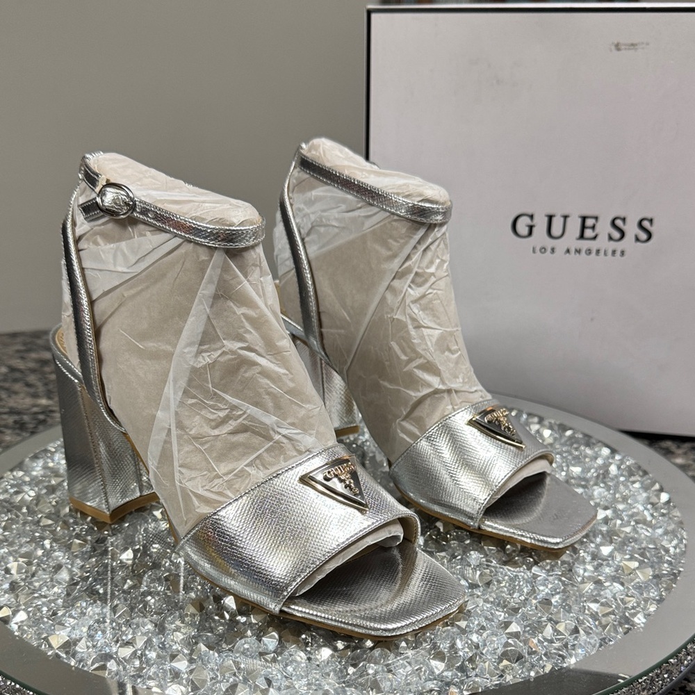 Guess Metallic Silver Gelyae Block Heels NEW 6.5